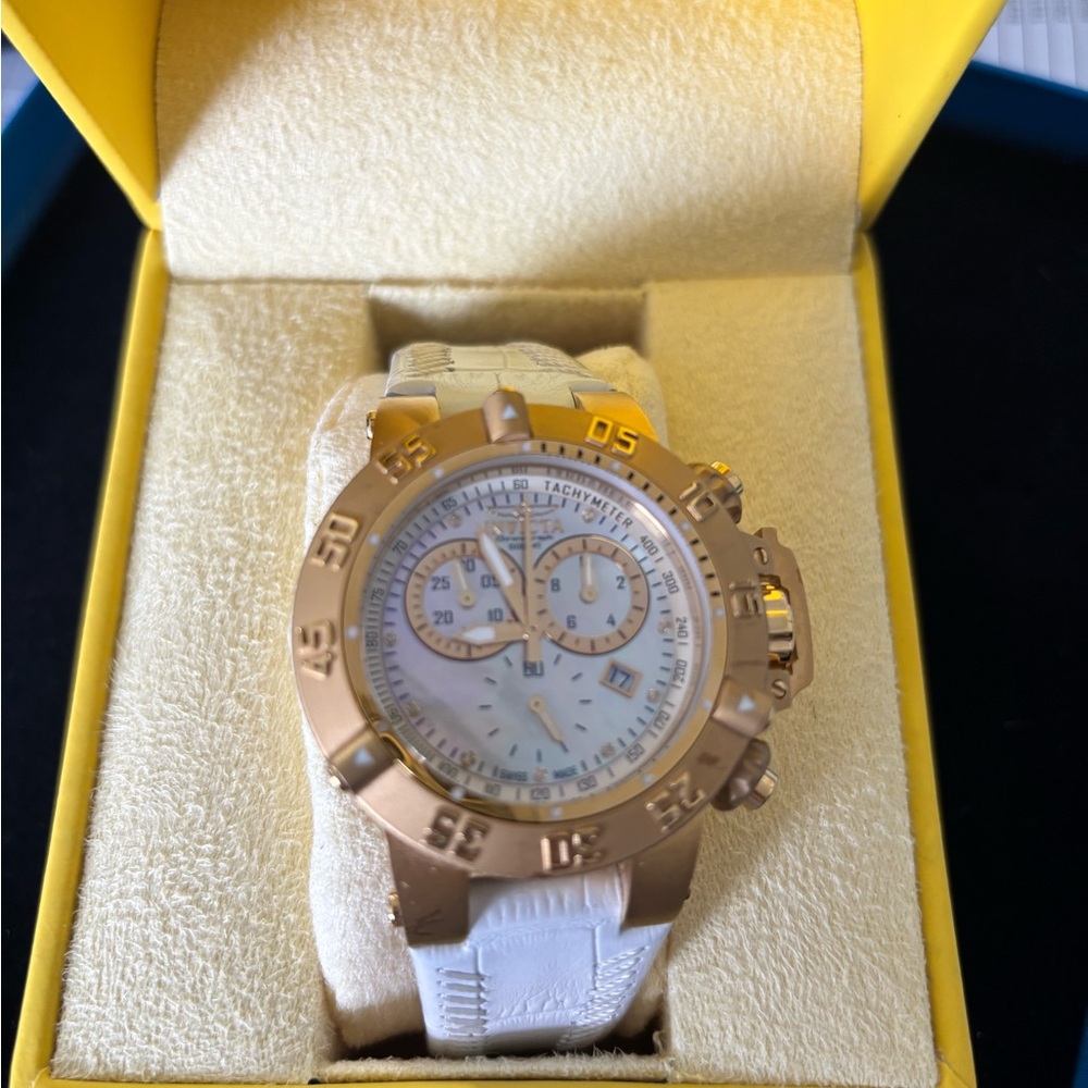 Invicta SUBAQUA Two-Tone Gold and Silver Watch